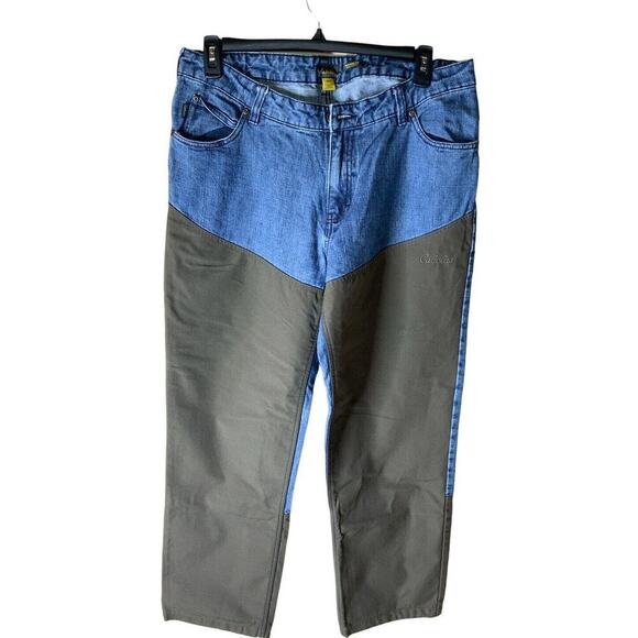 Cabela's Jeans Men's Size 36X31 Classic Fit Two Tone Roughneck Hunting Denim - Picture 1 of 12